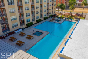 Beach Access Condo with Pool, Hot Tub Area & BBQ - Gulfview I - unit 213